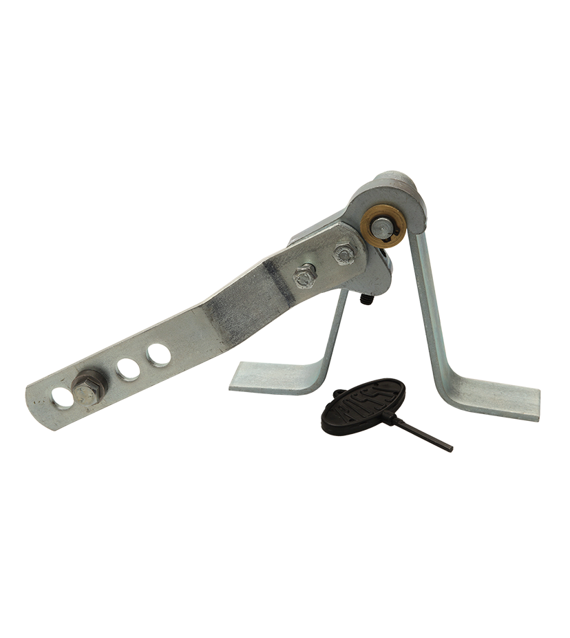 BRAZO TIPO TRIÁNGULO